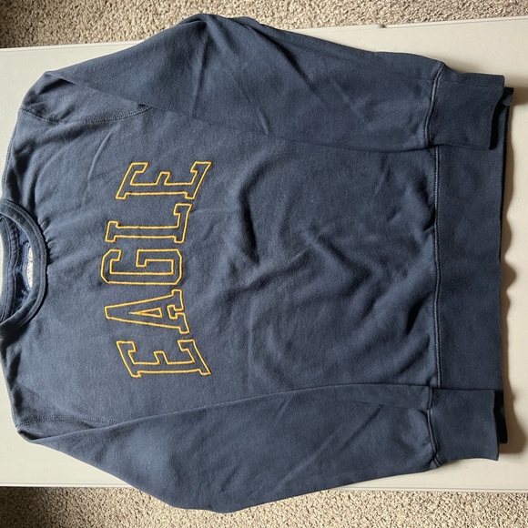 American Eagle crew neck - Picture 2 of 3